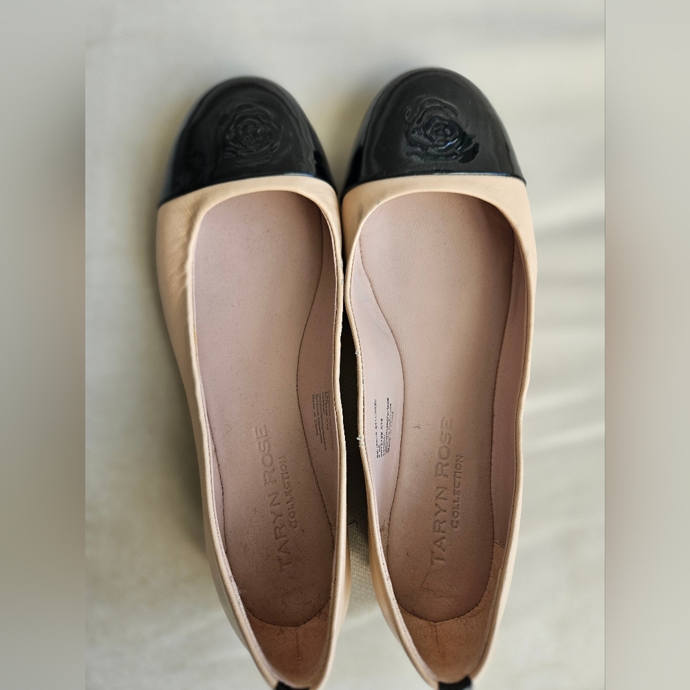 Taryn Rose Women's Rosa in Beige and Black Leather Combo Ballet Flat 7.5C